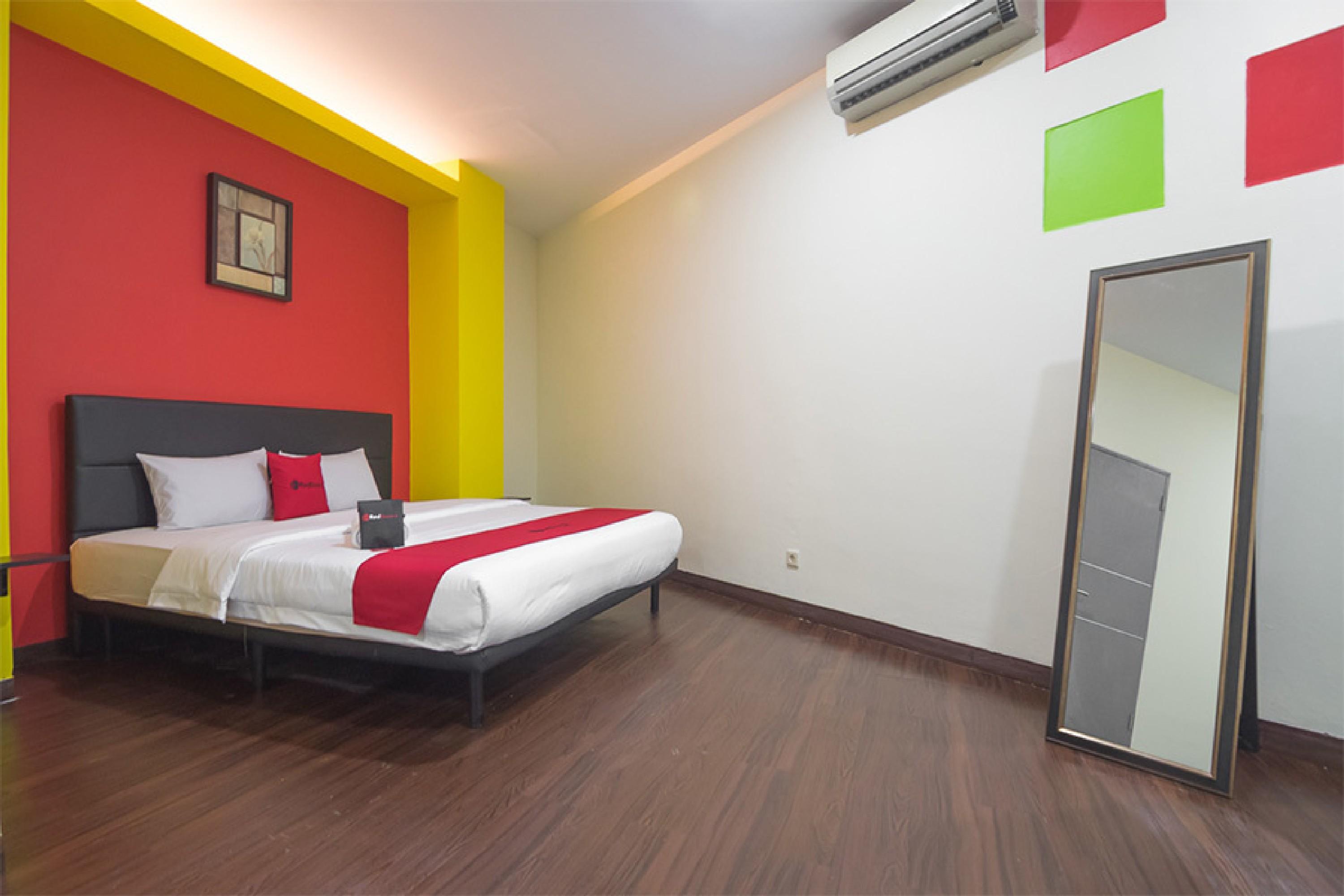 Reddoorz Near Itc Mangga Dua Hotel Jakarta Ngoại thất bức ảnh