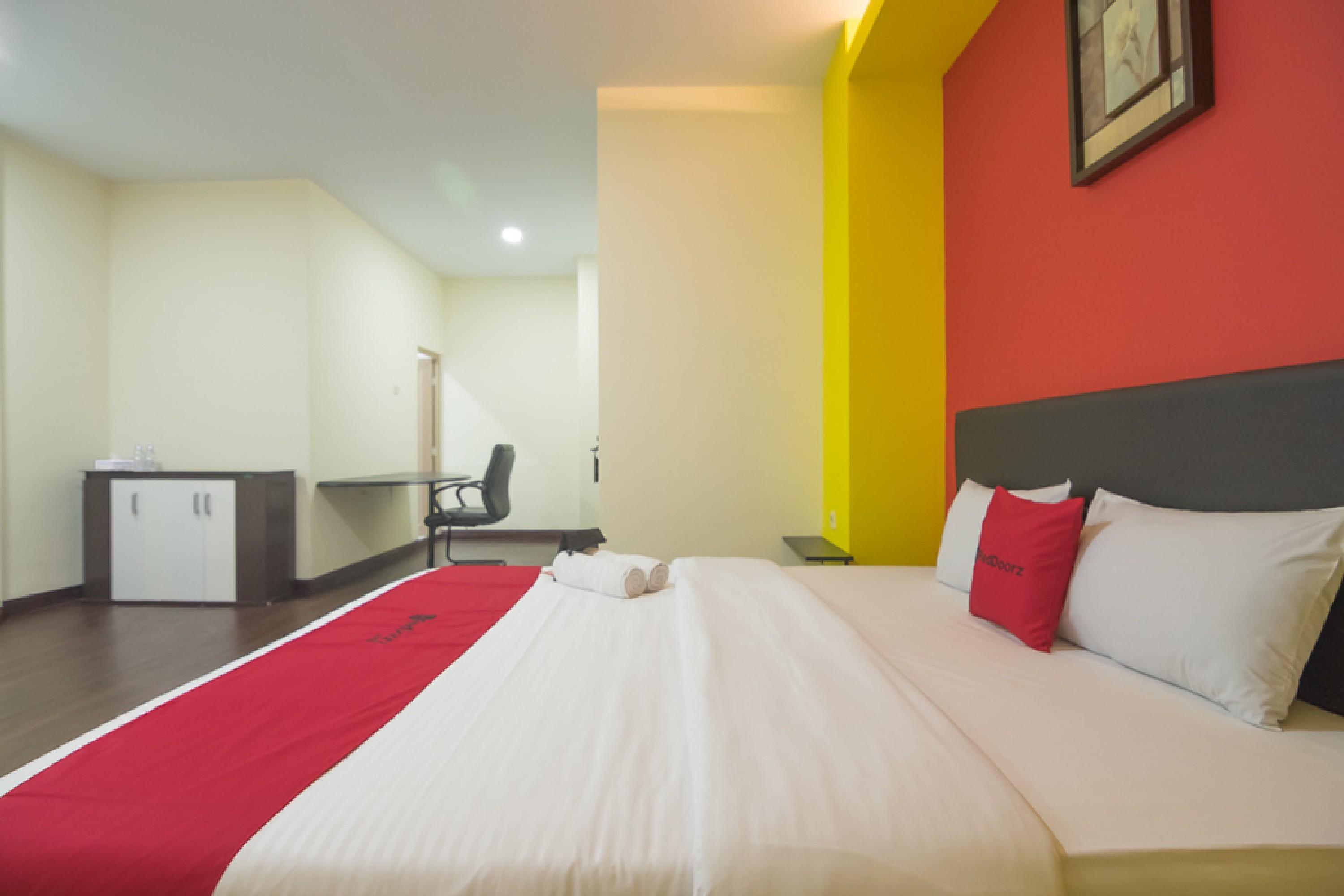Reddoorz Near Itc Mangga Dua Hotel Jakarta Ngoại thất bức ảnh
