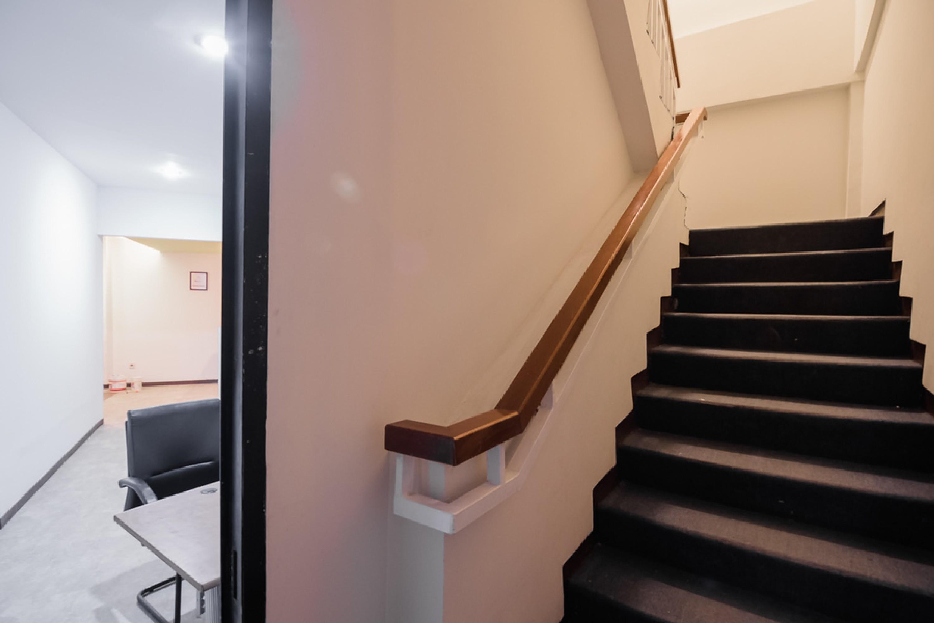 Reddoorz Near Itc Mangga Dua Hotel Jakarta Ngoại thất bức ảnh