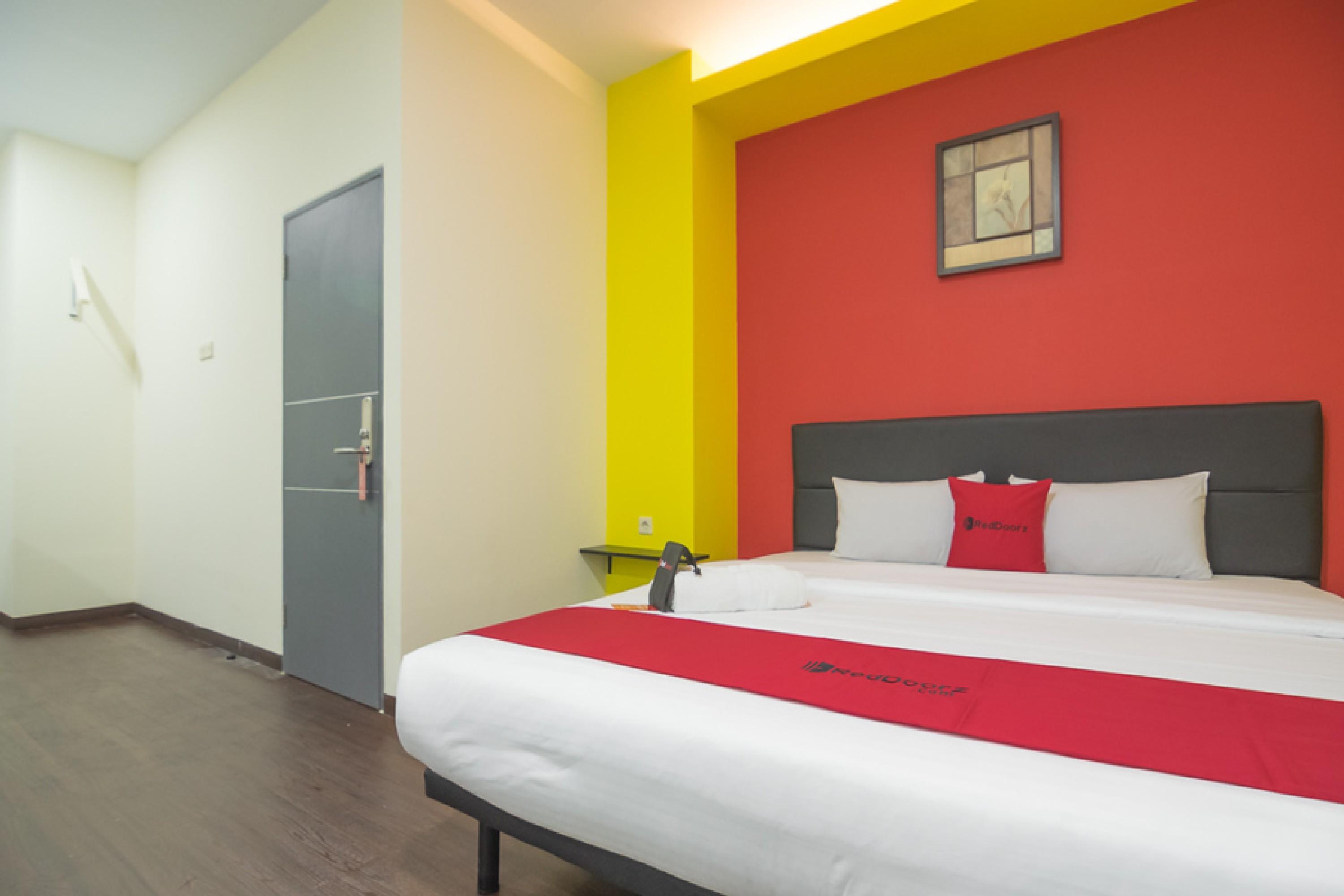 Reddoorz Near Itc Mangga Dua Hotel Jakarta Ngoại thất bức ảnh