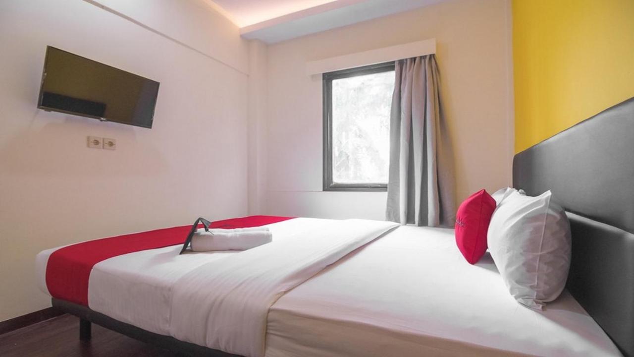 Reddoorz Near Itc Mangga Dua Hotel Jakarta Ngoại thất bức ảnh