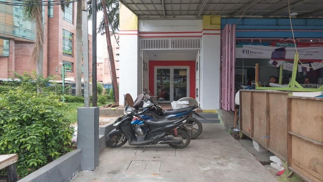 Reddoorz Near Itc Mangga Dua Hotel Jakarta Ngoại thất bức ảnh