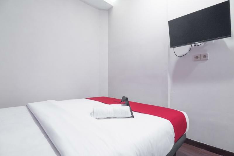 Reddoorz Near Itc Mangga Dua Hotel Jakarta Ngoại thất bức ảnh